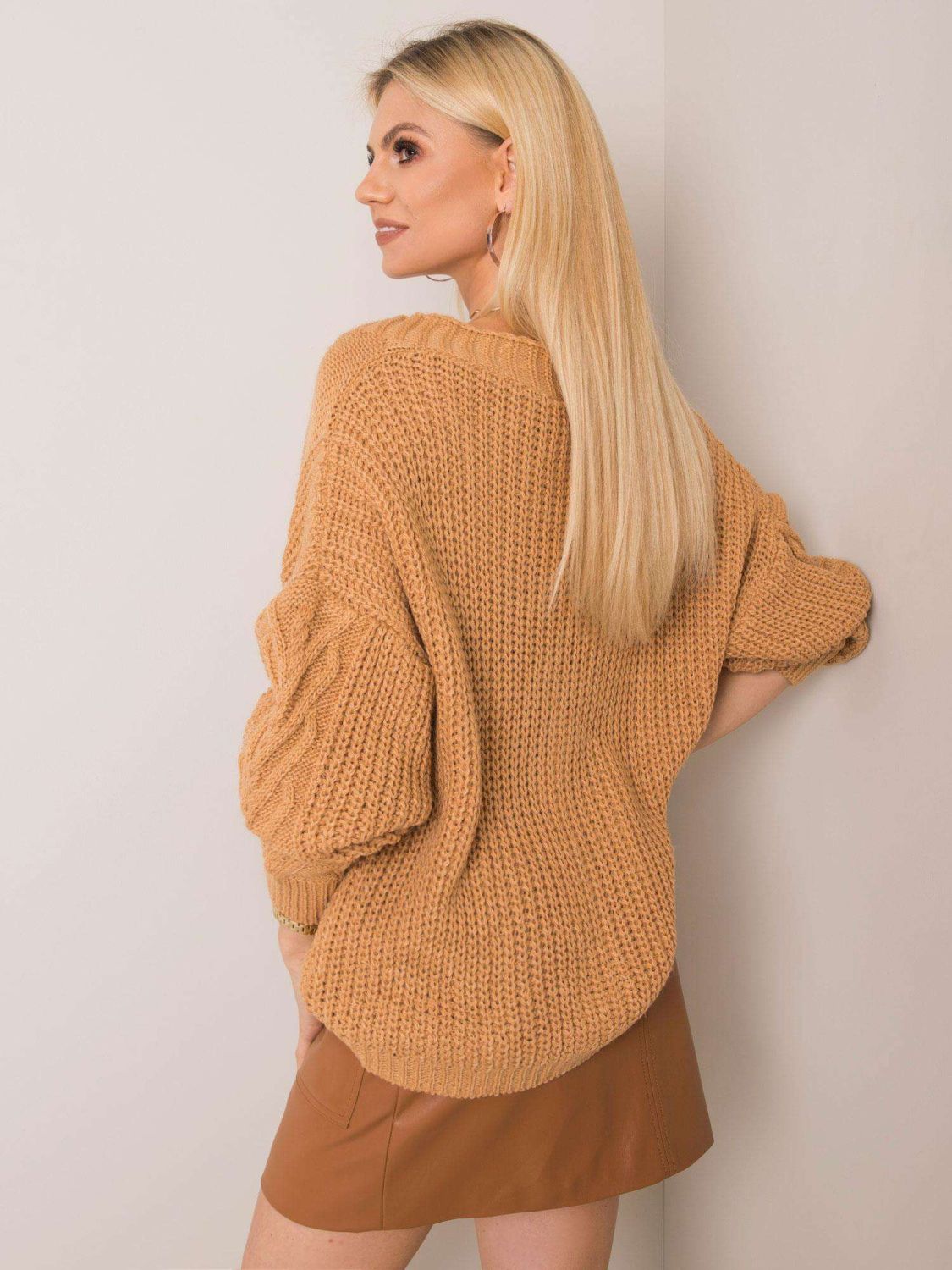 Camel oversize pulover OCH BELLA