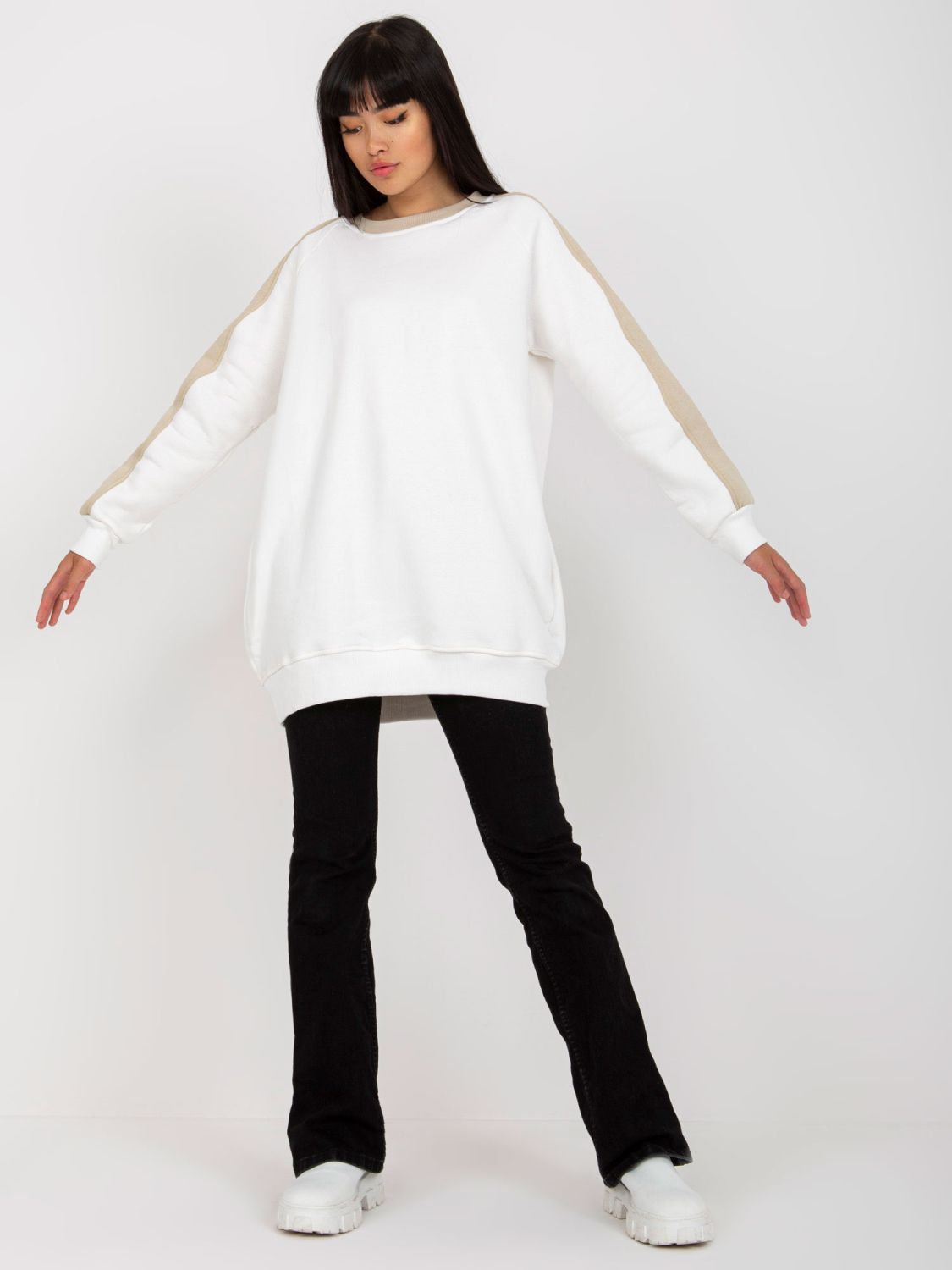 Bela-bežna oversize majica RUE PARIS