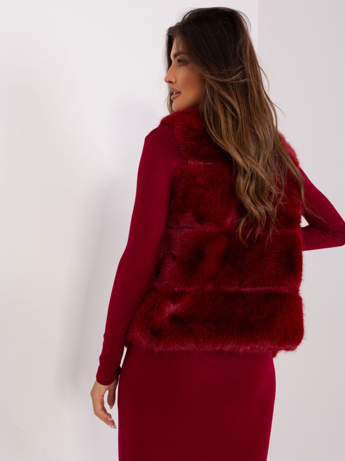 Bordo asimetrična ženska brezrokavnik