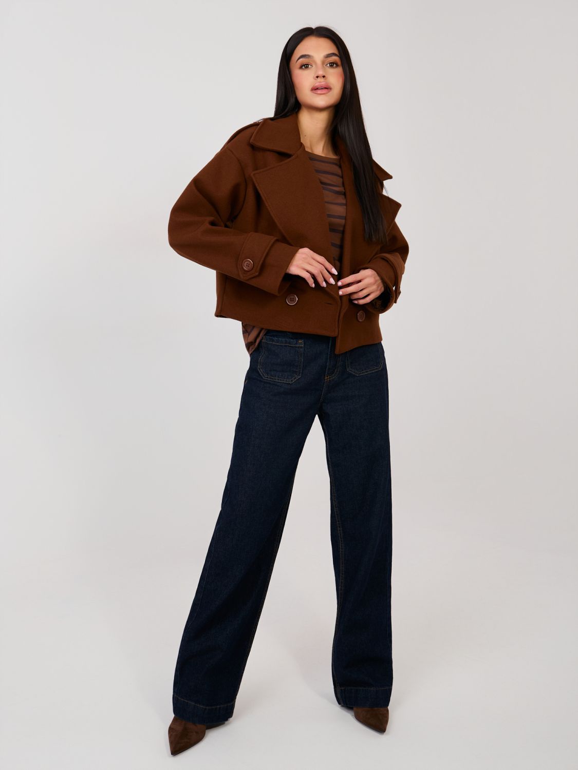 Rjava črtasta bombažna majica s kratkimi rokavi