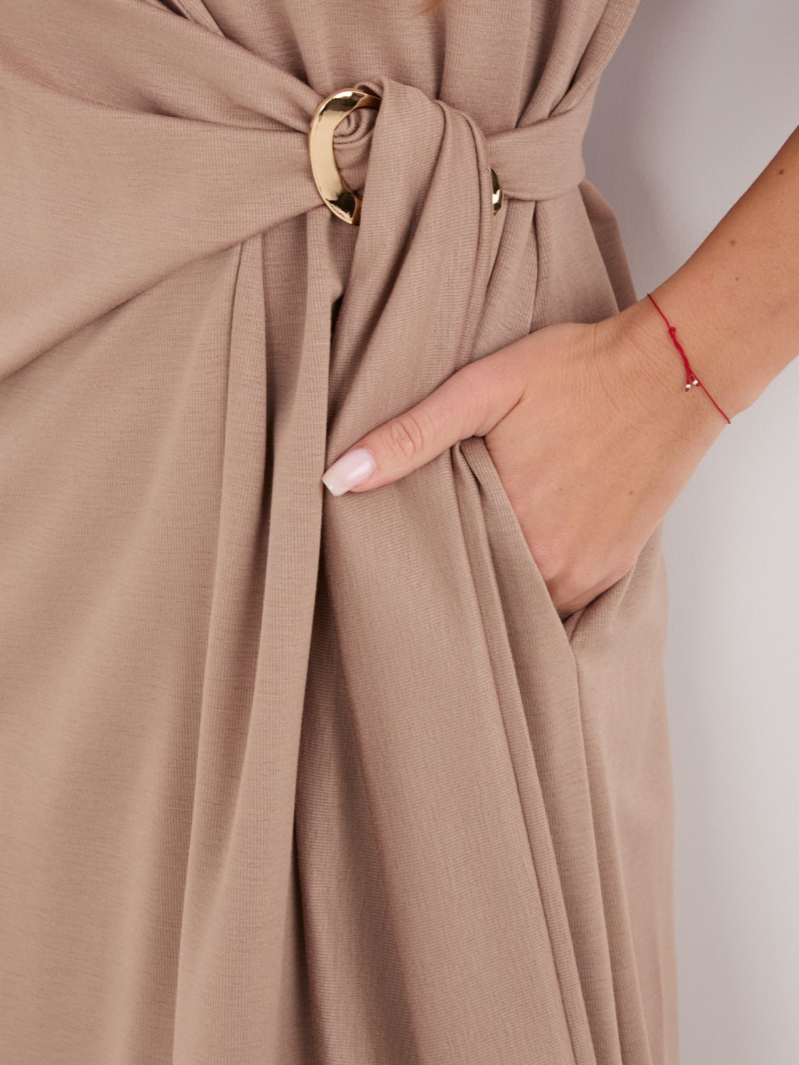 Bežna midi poletna obleka s kratkimi rokavi