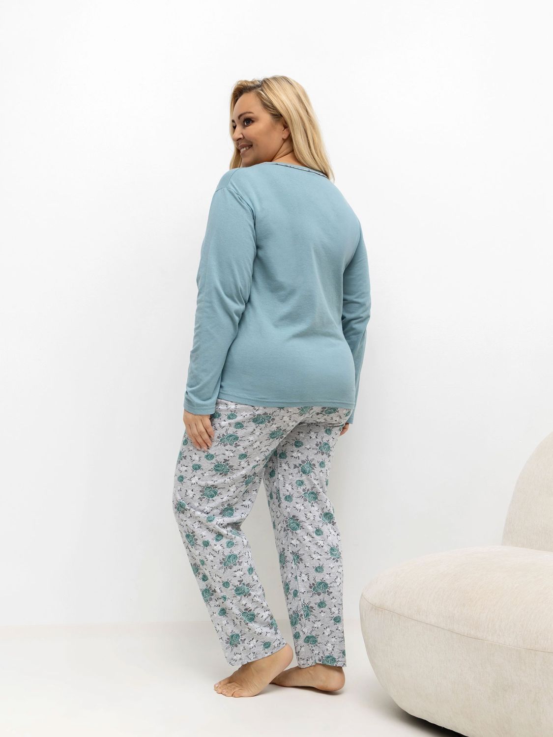 Ženska pižama s cvetličnim vzorcem, dolgi rokavi, zelena