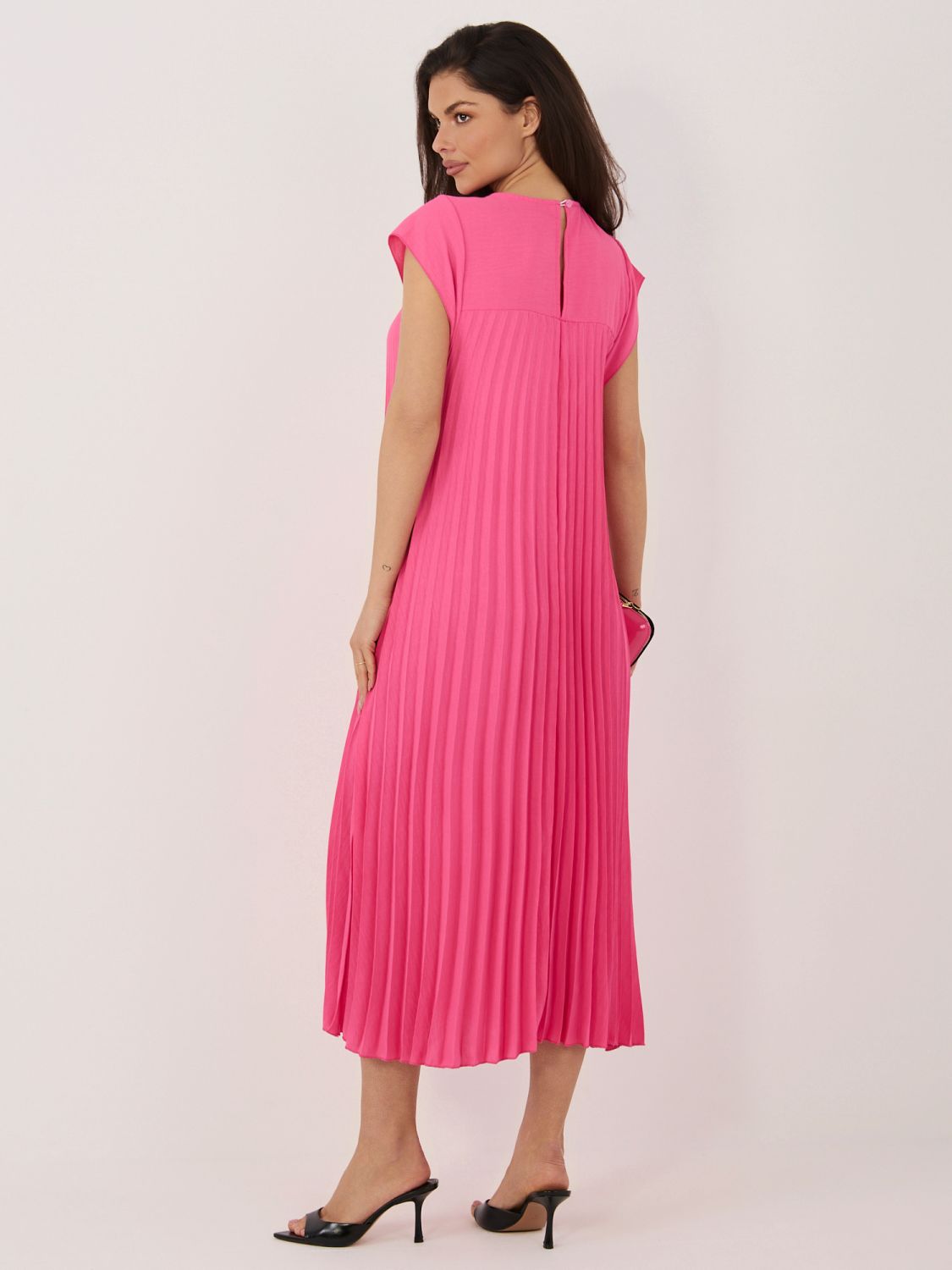 Elegantna rožnata midi obleka z žepi
