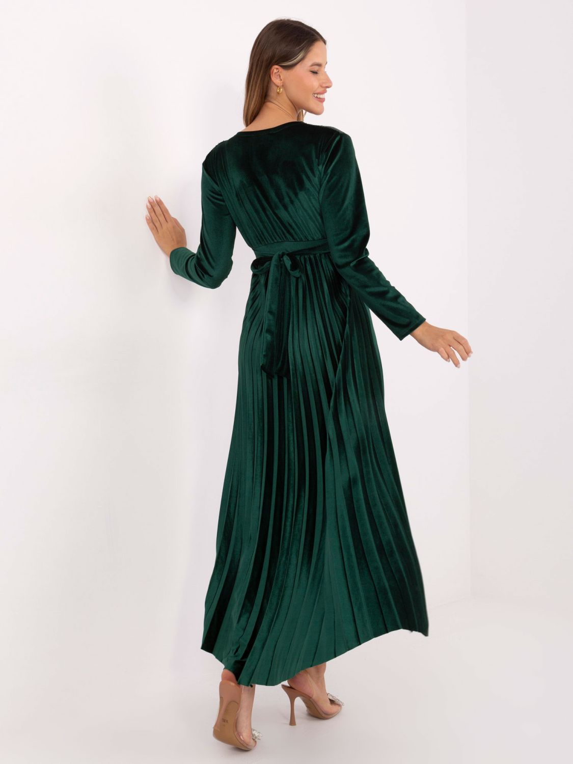 Elegantna maxi obleka s pasom in bleščicami, temno zelena