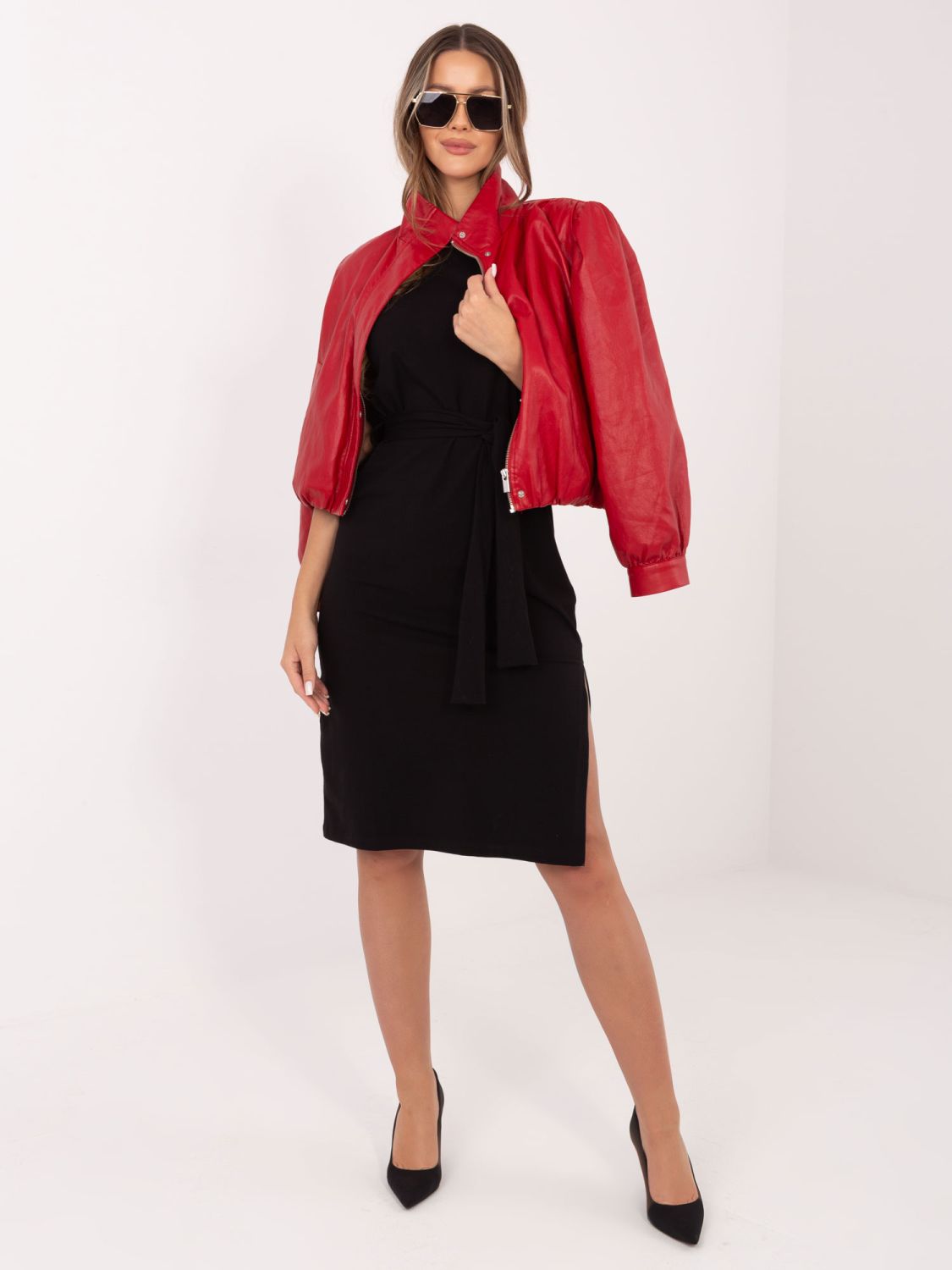 Črna bombažna poletna obleka s pasom