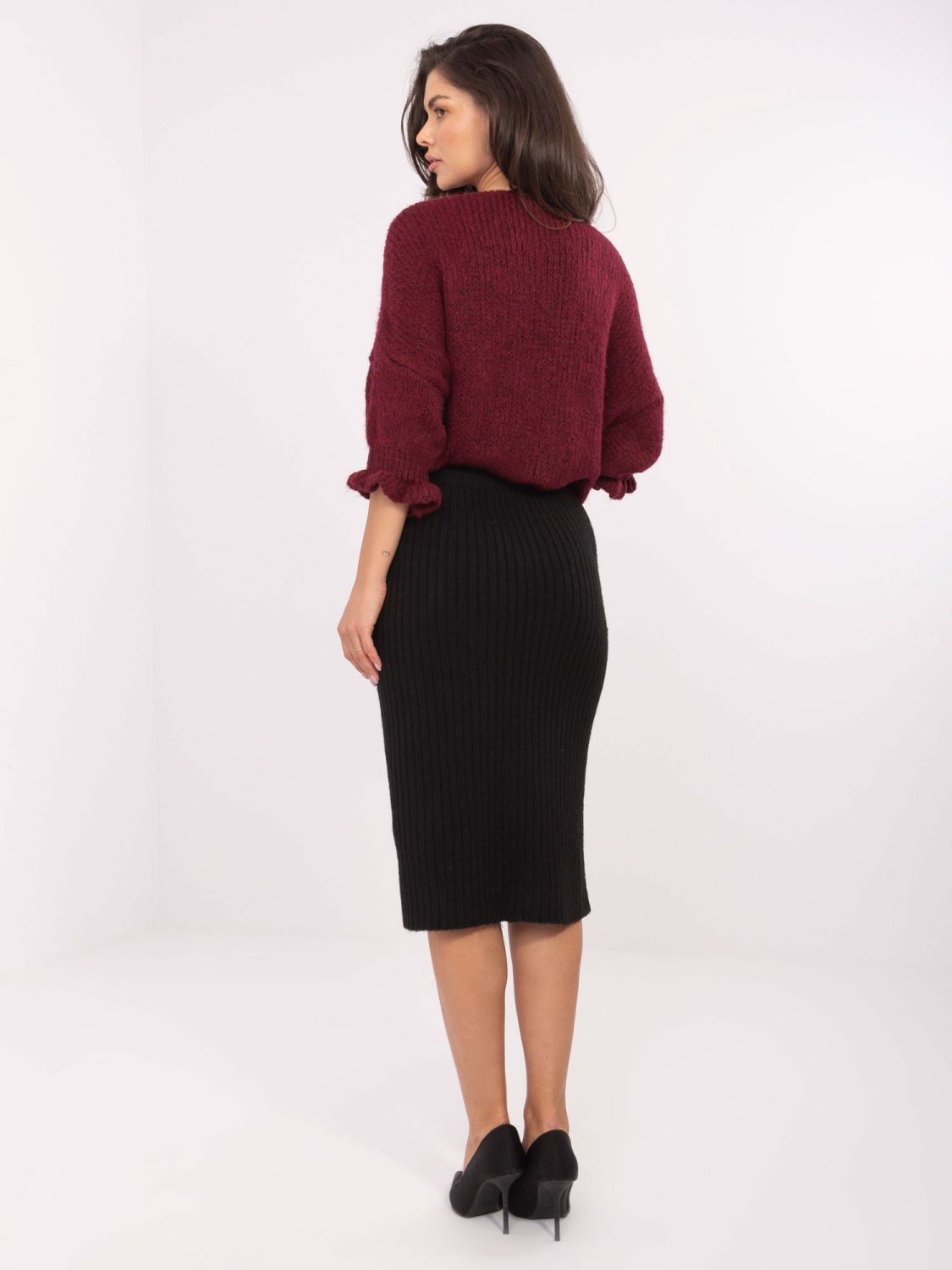 Elegantna črna midi krila