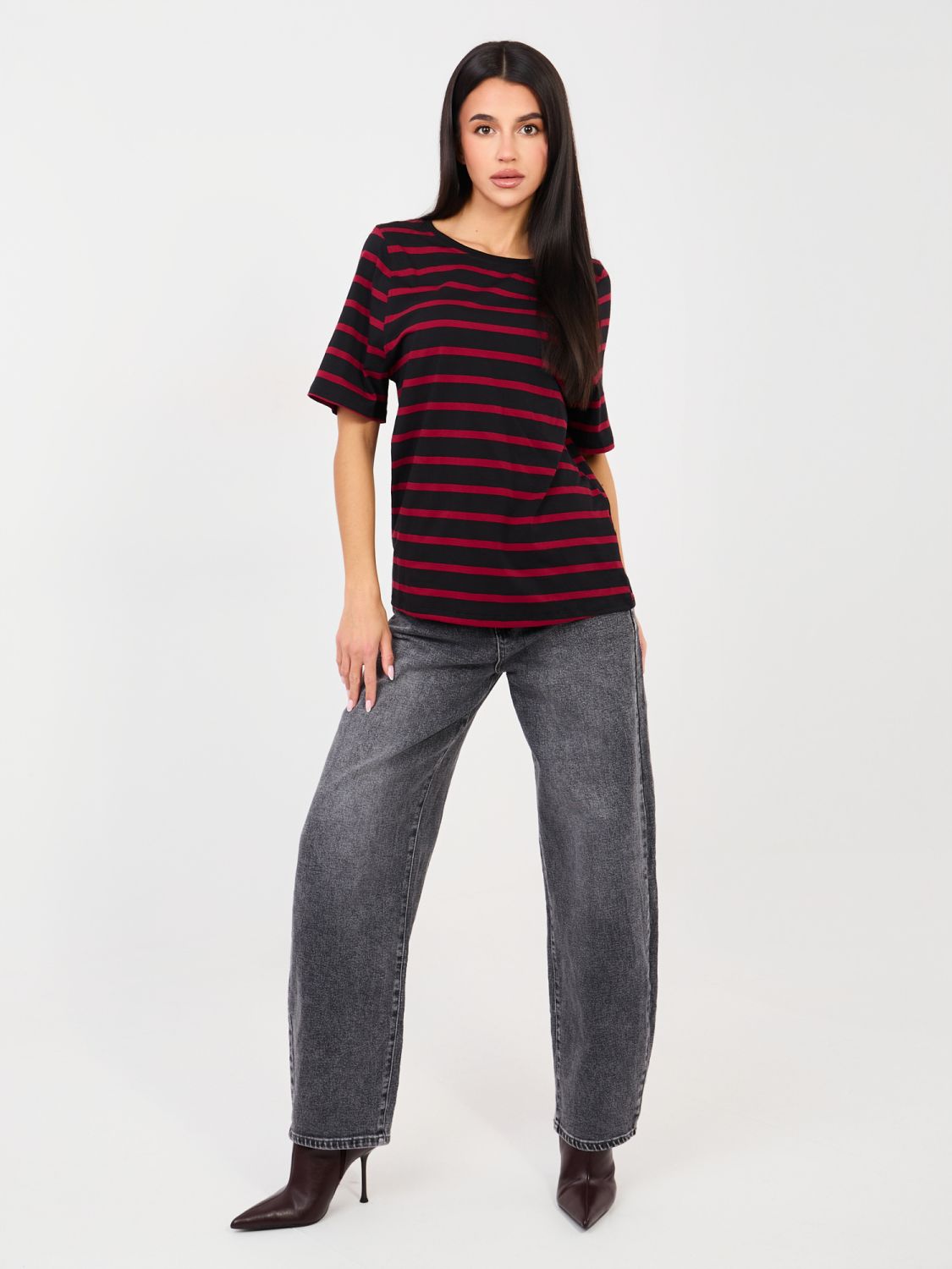 Večbarvna črtasta majica s kratkimi rokavi