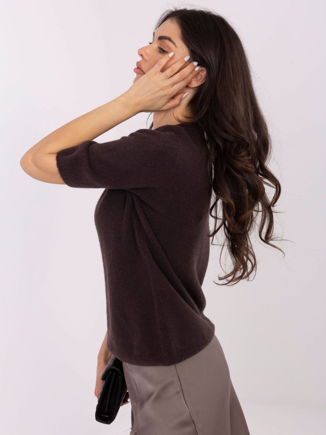 Kratek rjav pulover iz baby alpake