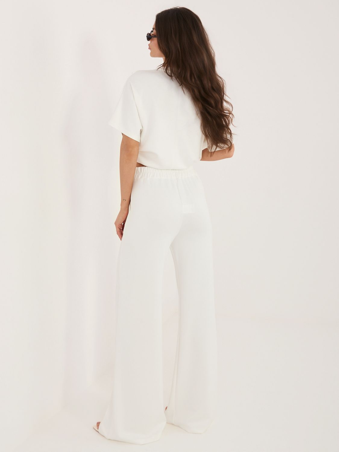 Elegantni komplet bluza in hlače ecru