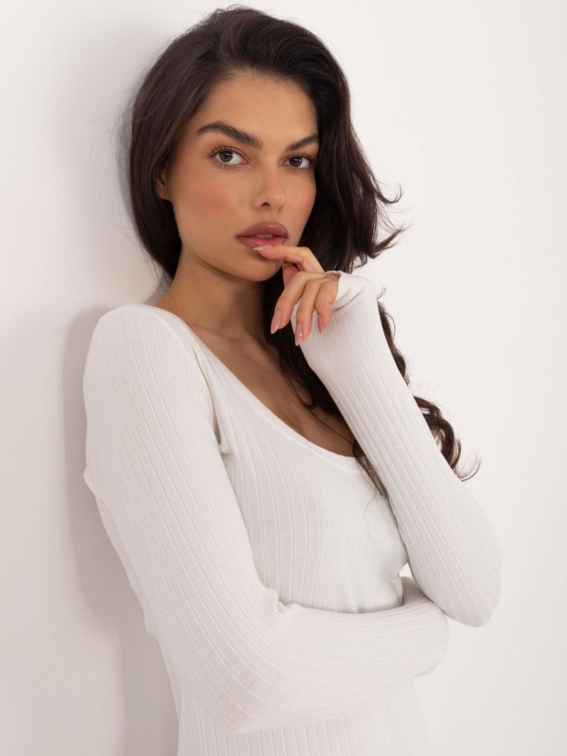 Rebrasto bombažno body z dolgimi rokavi v barvi ecru