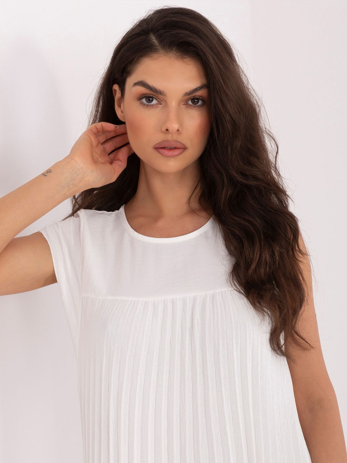 Elegantna midi obleka ecru z žepi