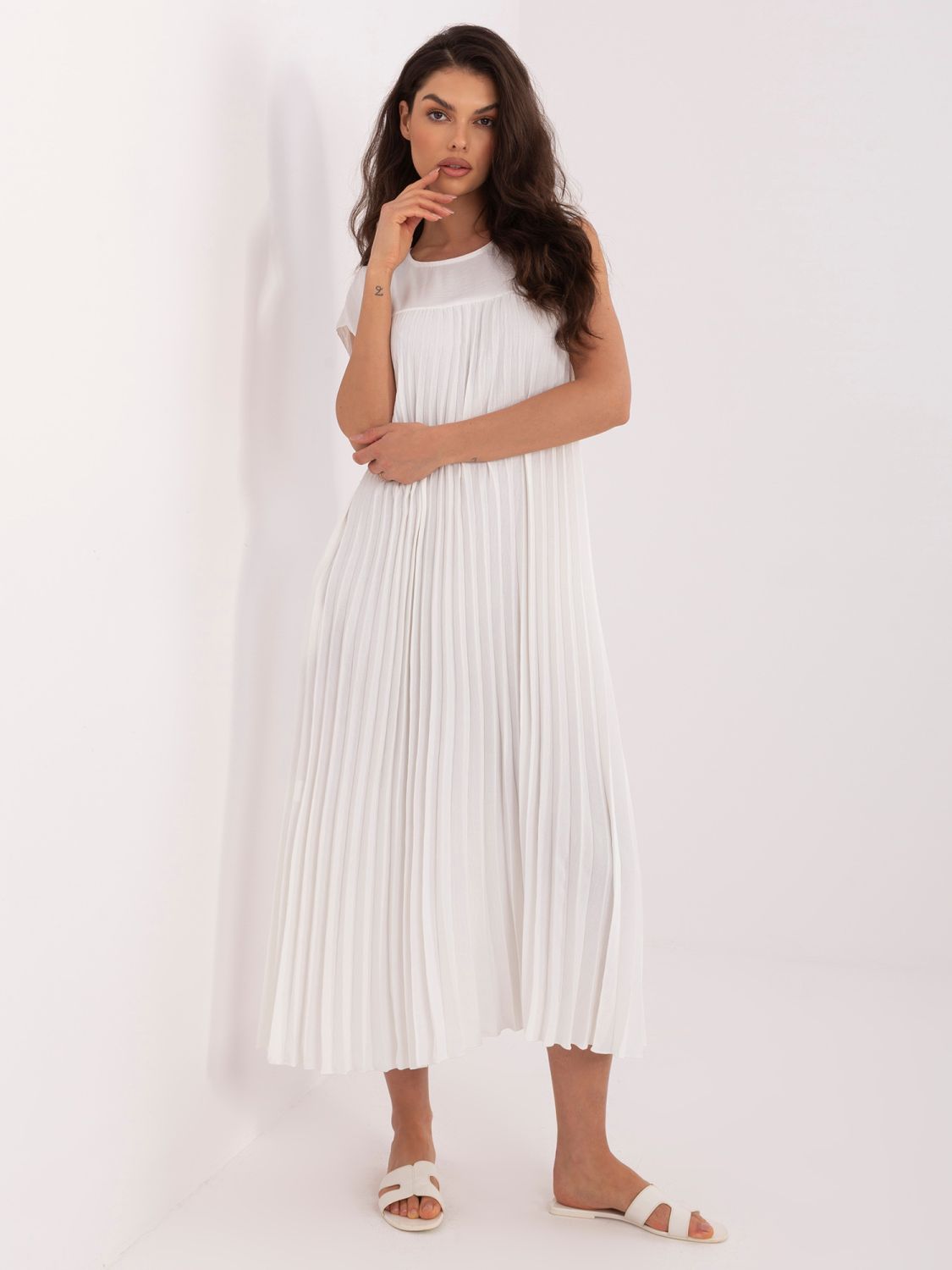 Elegantna midi obleka ecru z žepi