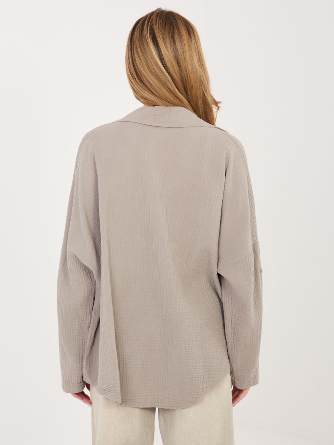 Bežna bombažna srajca s klasičnim ovratnikom