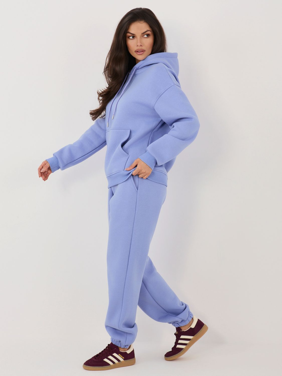 Vijolični ženski komplet s kapuco in dolgimi rokavi