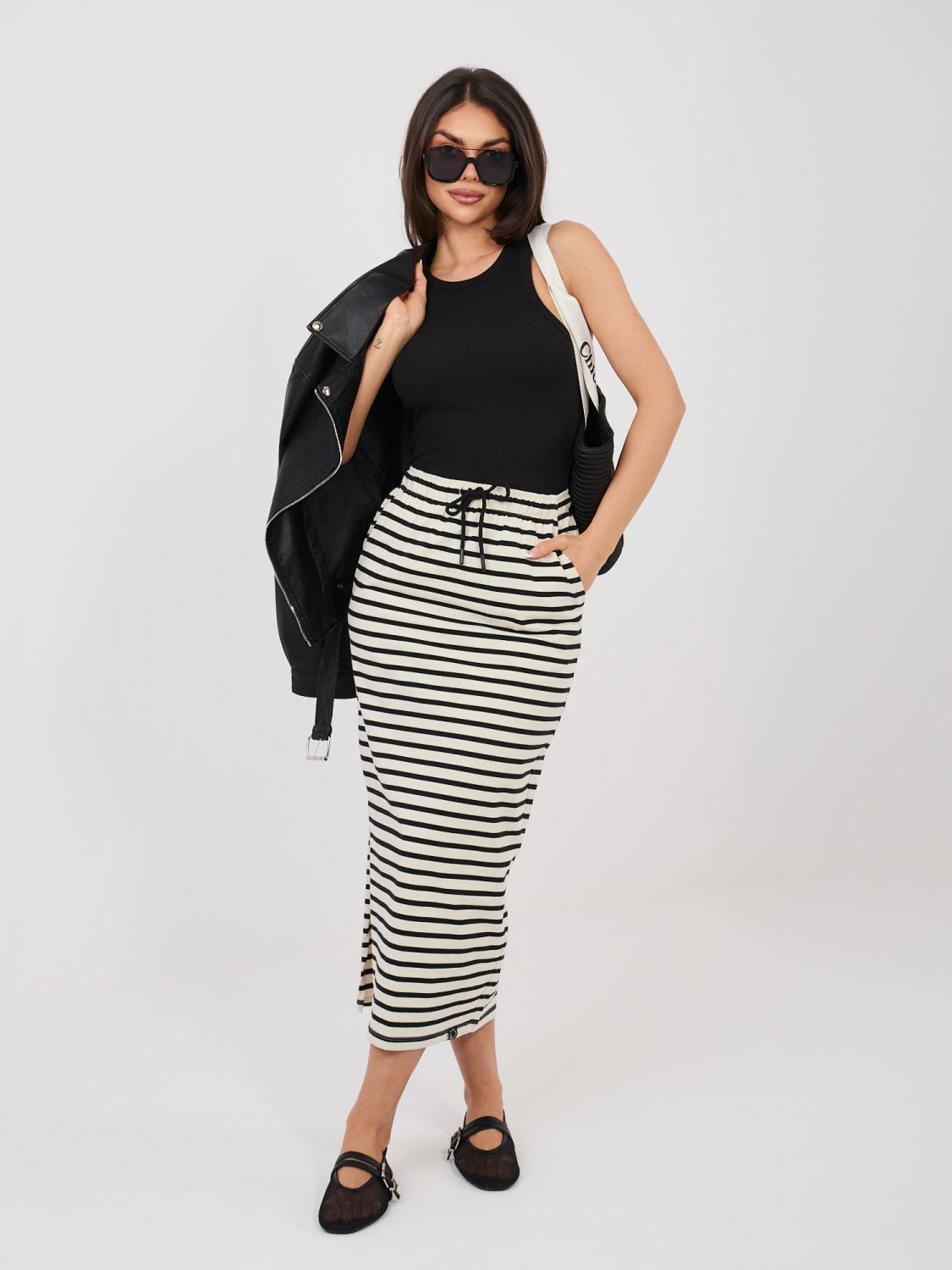 Bež midi krilo s črtami in žepi