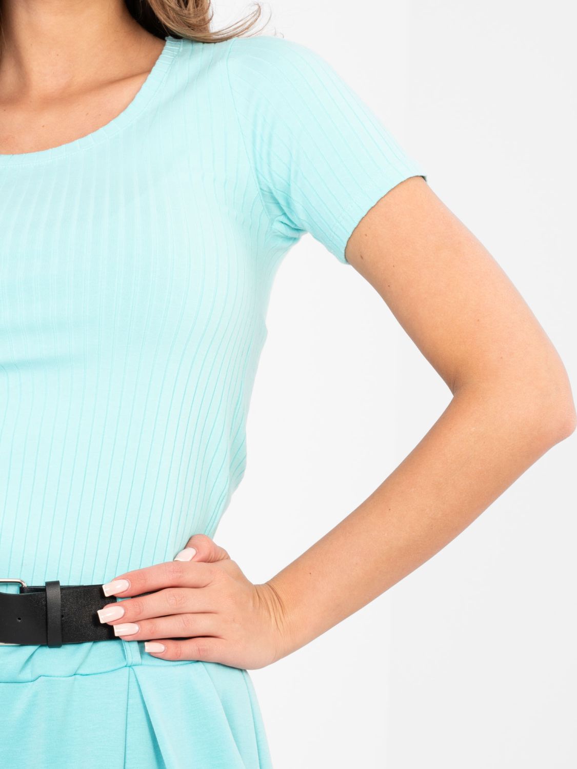 Mint rebrasta bluza s kratkimi rokavi