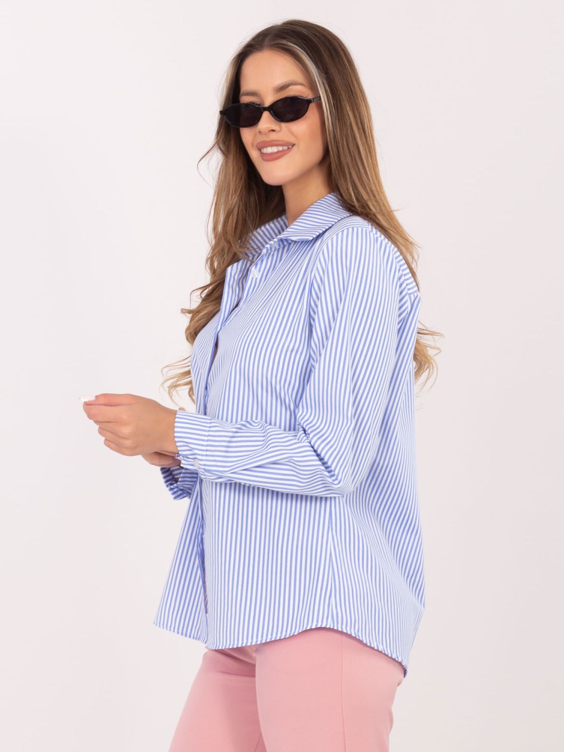 Ženska modra srajca s črtami in ovratnikom