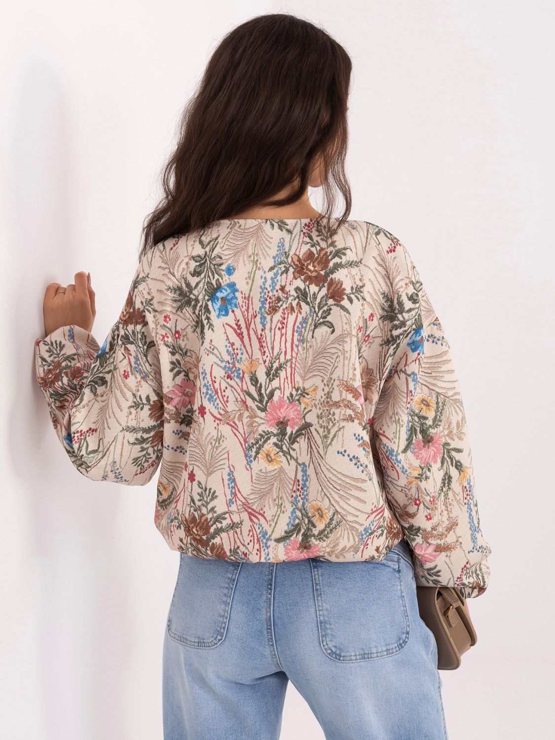 Zelena bomber jakna s cvetličnim vzorcem in podlogo