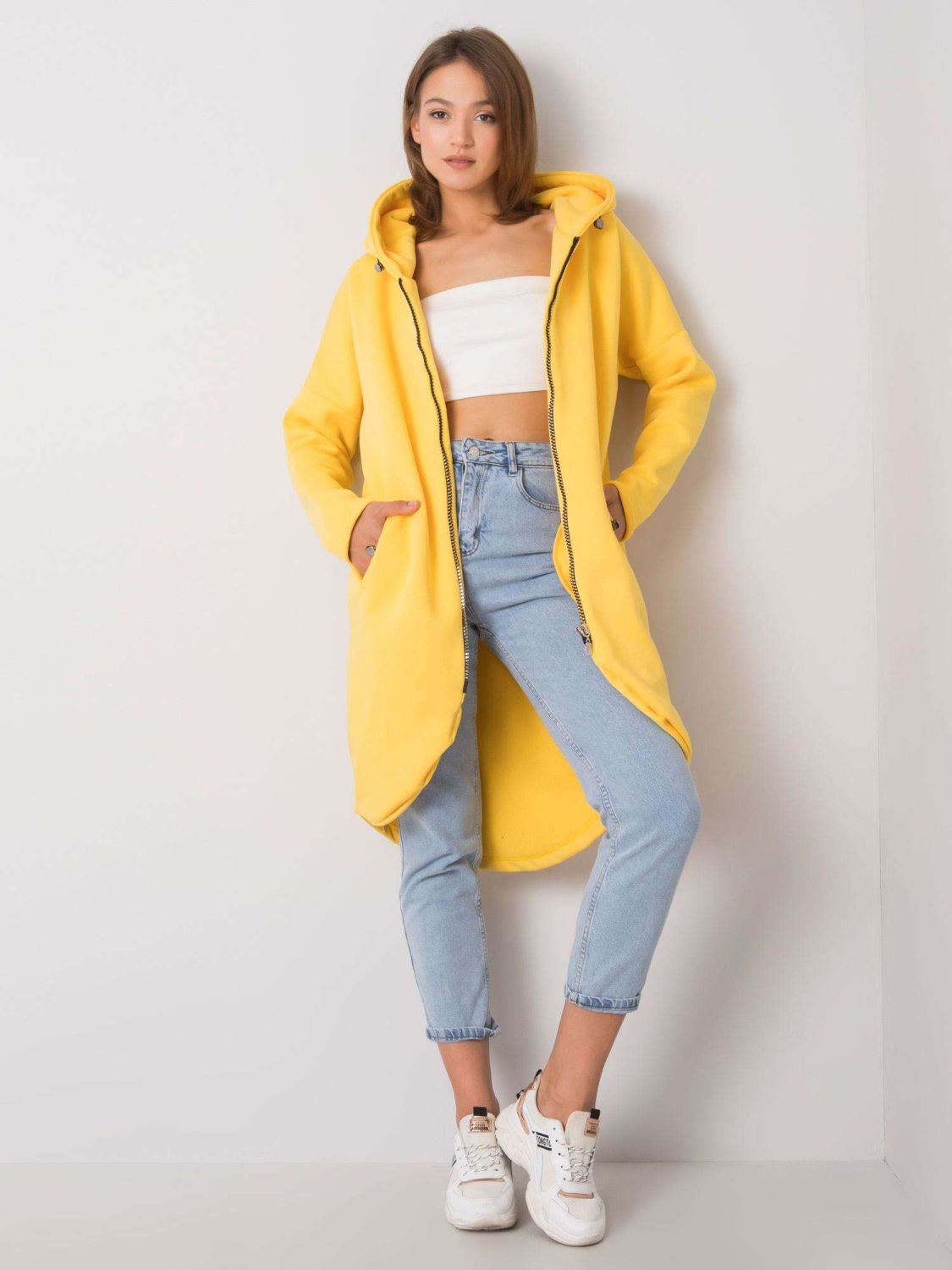 Rumeni dolg pulover s kapuco in zadrgo