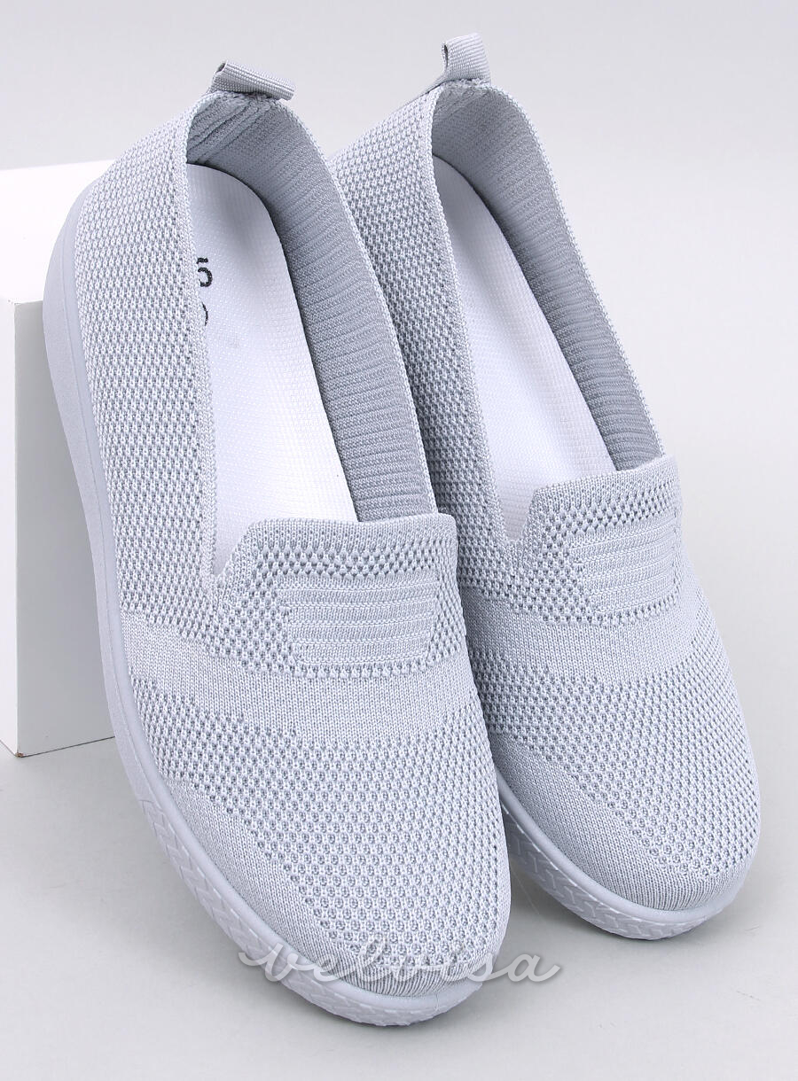 Povišane slip-on superge sive