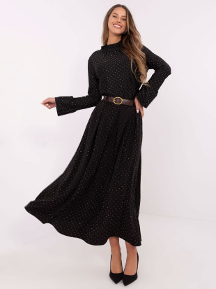 Elegantna maxi krila z aplikacijo