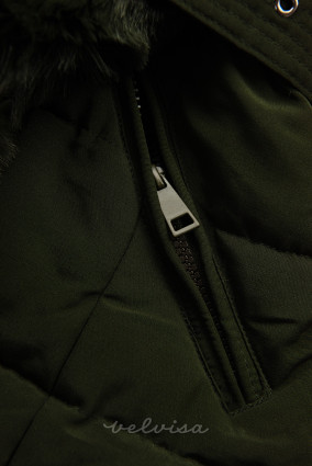 Temno zelena zimska jakna s pasom in krznom