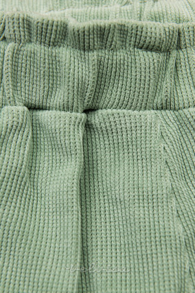 Svetlo zelene udobne hlače z elastiko v pasu