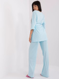 Svetlo modri casual komplet z oversized bluzo