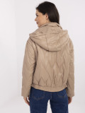 Prehodna jakna v camel barvi