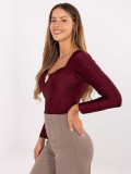 Elegantna bluzica z dolgimi rokavi v bordo barvi