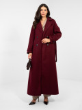 Eleganten rdeč prehodni plašč s pasom