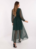 Elegantna maxi obleka s pasom v temno zeleni barvi