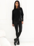 Eleganten črn pulover s čipko