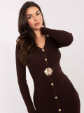 Elegantna rebrasta midi obleka z gumbi – temno rjava