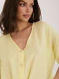 Rumena bluza z V-izrezom in kratkimi rokavi