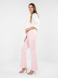 Elegantne roza športne hlače z visokim pasom in širokimi hlačnicami
