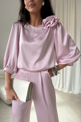 Giana bluza v svetlo roza barvi