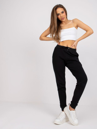 Stilne črne jogger hlače