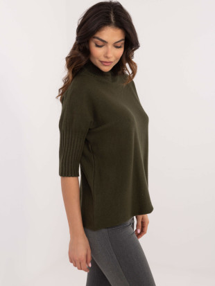 Stilni khaki pulover z ovratnikom