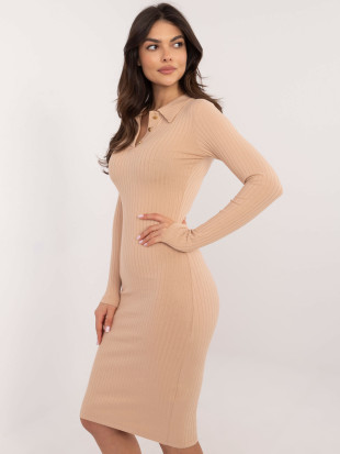 Elegantna rjava obleka z dolgimi rokavi