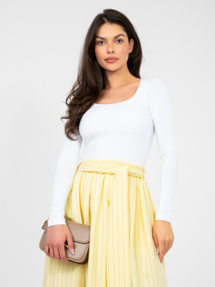 Bela bluza z dolgimi rokavi in podlogo