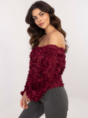 Elegantna bordo bluza z odprtimi rameni