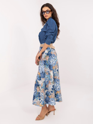 Elegantno midi krilo s cvetličnim vzorcem in pasom, temno modro