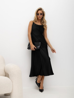 Elegantna črna midi obleka z nastavljivimi naramnicami