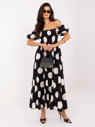 Črna maksi obleka s pikami in odprtimi rameni