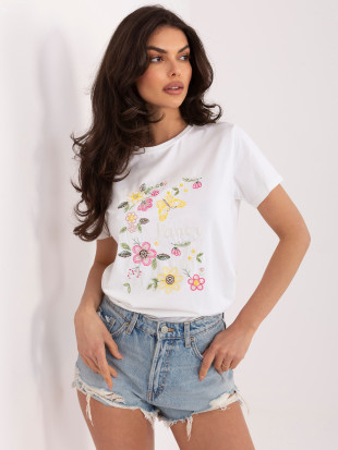 Bela majica z aplikacijo in vezenjem